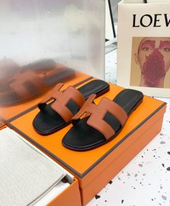 Hermes Womens Oran Sandal Coffee-6