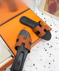 Hermes Womens Oran Sandal Coffee-8