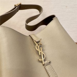 LE 5 A 7 Supple Small 713938 Beige Grained Leather-6.jpg