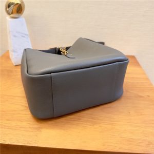 LE 5 A 7 Supple Small 713938 Grey Grained Leather-5.jpg