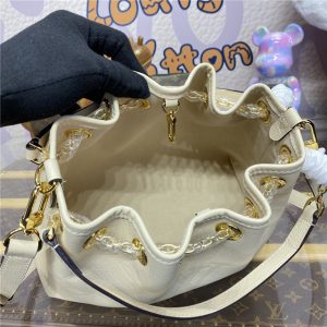 LV Bundle M25452 Cream-11.jpg