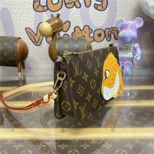 Lexington Pouch M83685-2.jpg