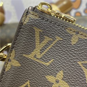 Lexington Pouch M83685-6.jpg