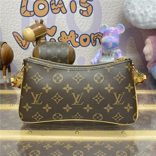 Liv Pochette M83008-3.jpg