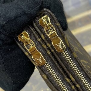 Liv Pochette M83008-8.jpg