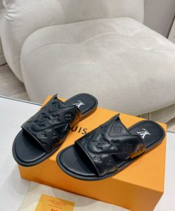 Louis Vuitton Mens LV Oasis Mule-3