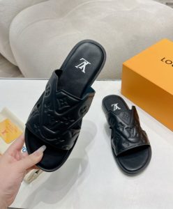 Louis Vuitton Mens LV Oasis Mule-5