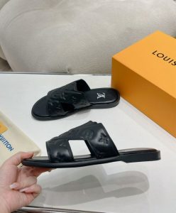 Louis Vuitton Mens LV Oasis Mule-6