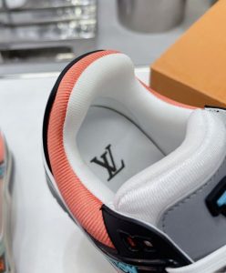 Louis Vuitton Unisex LV Trainer Sneaker 1ACEFZ 1ACEGH-8