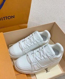 Louis Vuitton Unisex LV Trainers 1A9G52 White-4