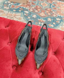 Louis Vuitton Womens Archlight Slingback Pump 1AAW7M Brown-2