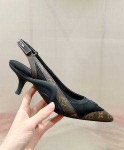 Louis Vuitton Womens Archlight Slingback Pump 1AAW7M Brown-5