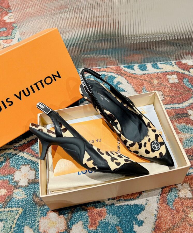 Louis Vuitton Womens Archlight Slingback Pump 1ABTMZ Light Coffee-6