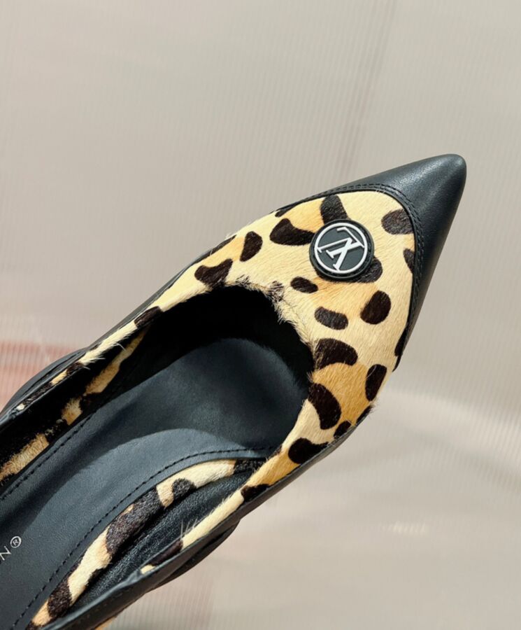 Louis Vuitton Womens Archlight Slingback Pump 1ABTMZ Light Coffee-7