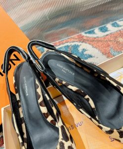 Louis Vuitton Womens Archlight Slingback Pump 1ABTMZ Light Coffee-8