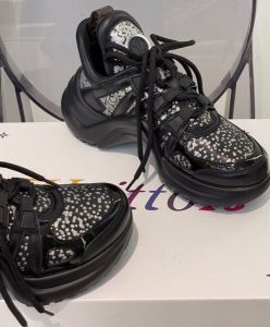 Louis Vuitton Womens Archlight Sneaker 1A95IBU-9