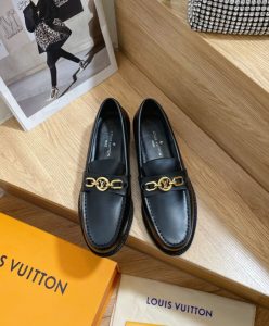 Louis Vuitton Womens Chess Flat Loafer Black-3