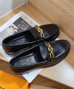 Louis Vuitton Womens Chess Flat Loafer Black-5