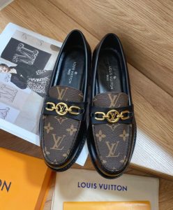 Louis Vuitton Womens Chess Flat Loafer Brown-2