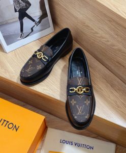 Louis Vuitton Womens Chess Flat Loafer Brown-4