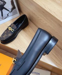 Louis Vuitton Womens Chess Flat Loafer Brown-9