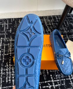 Louis Vuitton Womens Gloria Flat Loafer-10