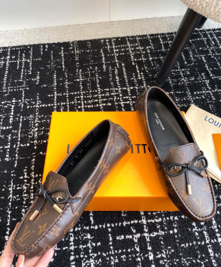 Louis Vuitton Womens Gloria Flat Loafer 1ABUZO Brown-5