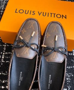 Louis Vuitton Womens Gloria Flat Loafer 1ABUZO Brown-7