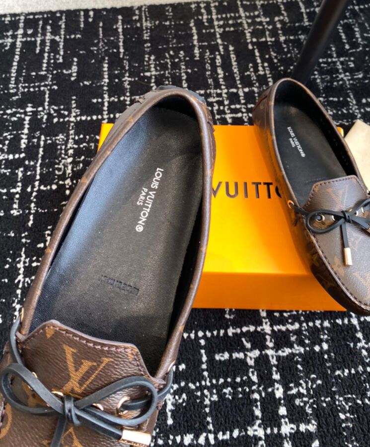 Louis Vuitton Womens Gloria Flat Loafer 1ABUZO Brown-8