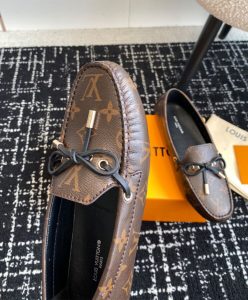 Louis Vuitton Womens Gloria Flat Loafer 1ABUZO Brown-9