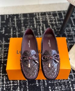 Louis Vuitton Womens Gloria Flat Loafer 1ABVD5 Mauve-2