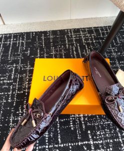 Louis Vuitton Womens Gloria Flat Loafer 1ABVD5 Mauve-5