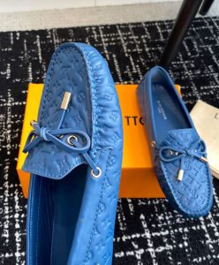 Louis Vuitton Womens Gloria Flat Loafer-9