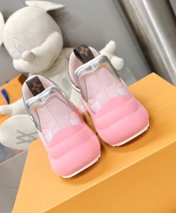 Louis Vuitton Womens LV Archlight Sneaker 1AACM2 Pink-7
