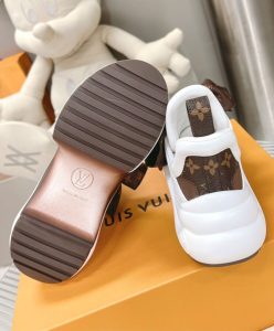 Louis Vuitton Womens LV Archlight Sneaker 1AACQC Brown-10