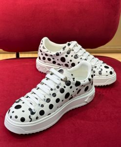 Louis Vuitton Womens LV x YK Time Out Sneaker 1AB9V6 White-3