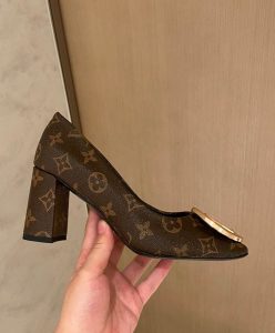 Louis Vuitton Womens Madeleine Pumps 1A4XC6 Brown-3