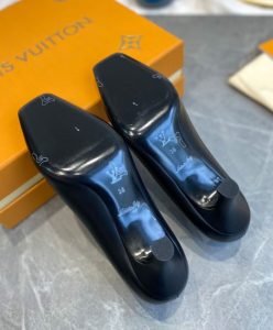 Louis Vuitton Womens Rotary Pumps Black-10