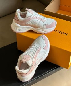 Louis Vuitton Womens Run 55 Sneaker 1ACGP4 1ACGQG 1AMI02-4