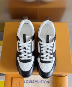 Louis Vuitton Womens Run Away Sneaker 1ABP7Q Black-2