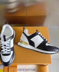 Louis Vuitton Womens Run Away Sneaker 1ABP7Q Black-7