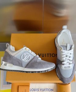 Louis Vuitton Womens Run Away Sneaker 1ABW54 Gray-4