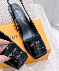 Louis Vuitton Womens Shake Slingback Pump-8