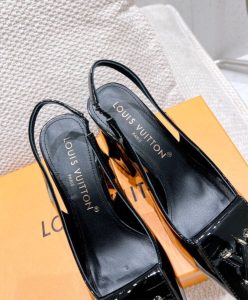 Louis Vuitton Womens Shake Slingback Pump-9