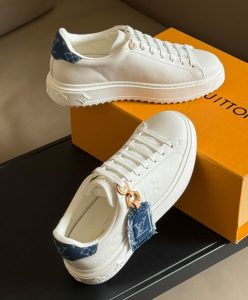 Louis Vuitton Womens Time Out Sneaker 1ACHUB White-3