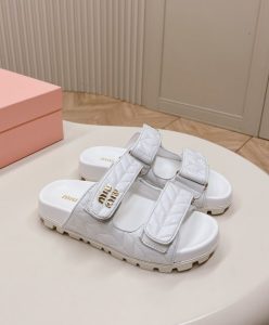 Miumiu Womens Matelasse Nappa Leather Slides White-3