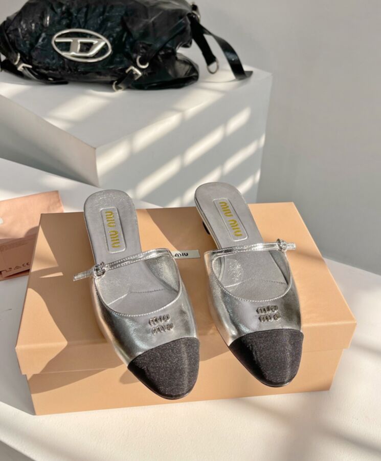 Miumiu Womens Mordore Leather And Grosgrain Mules-8