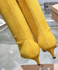 Miumiu Womens Suede Thong Boots Yellow-10
