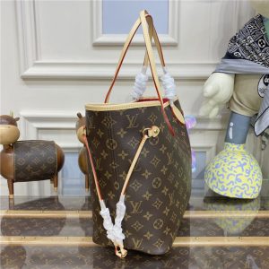 Monogram Canvas Neverfull MM M41177 Cherry-2.jpg