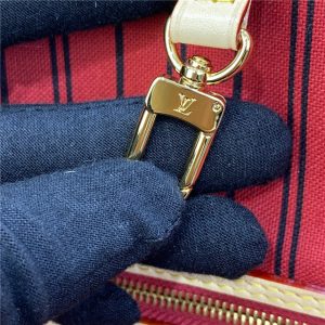 Monogram Canvas Neverfull MM M41177 Cherry-7.jpg